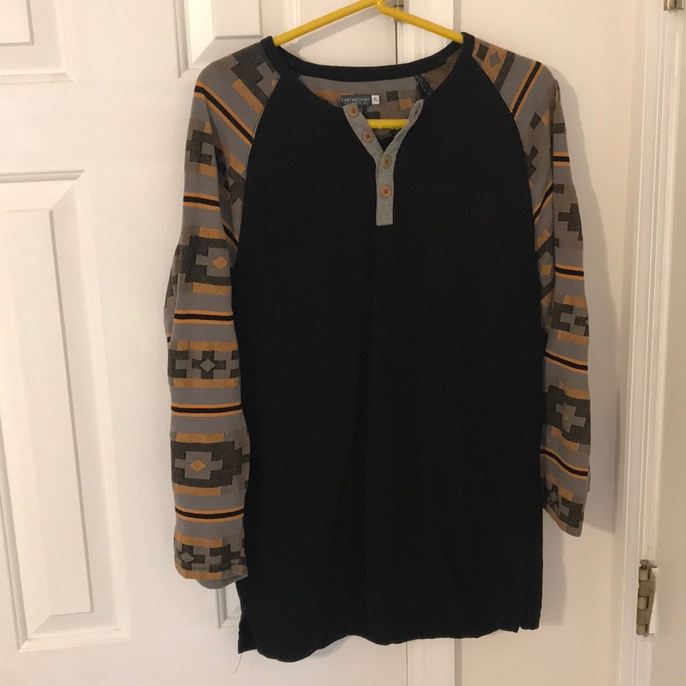 Aztec Patterned Baseball Tee XL